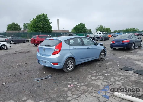 2012 Hyundai Accent Gs z USA, uszkodzony, nr VIN KMHCT5AE4CU057239